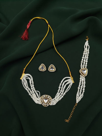 Beautiful White Pearls Statement Jewellery Set with Bracelete