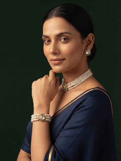 Beautiful White Pearls Statement Jewellery Set with Bracelete
