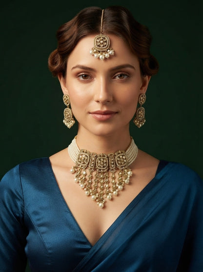 Gold Plated Kundan Beaded Jewellery Set With Mang Tikka