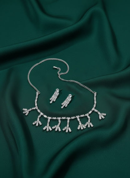 Trendy Diamond Stones Necklace Jewellery Set