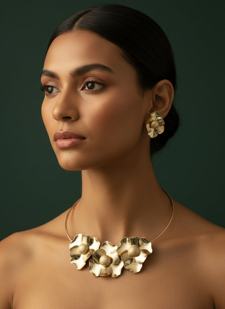 Artificial Beads &amp; Flower Shaped Jewellery Set
