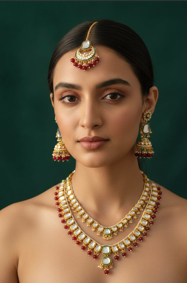 Fancy Emerald Kundan Necklace With Earings &amp; Mang Tika