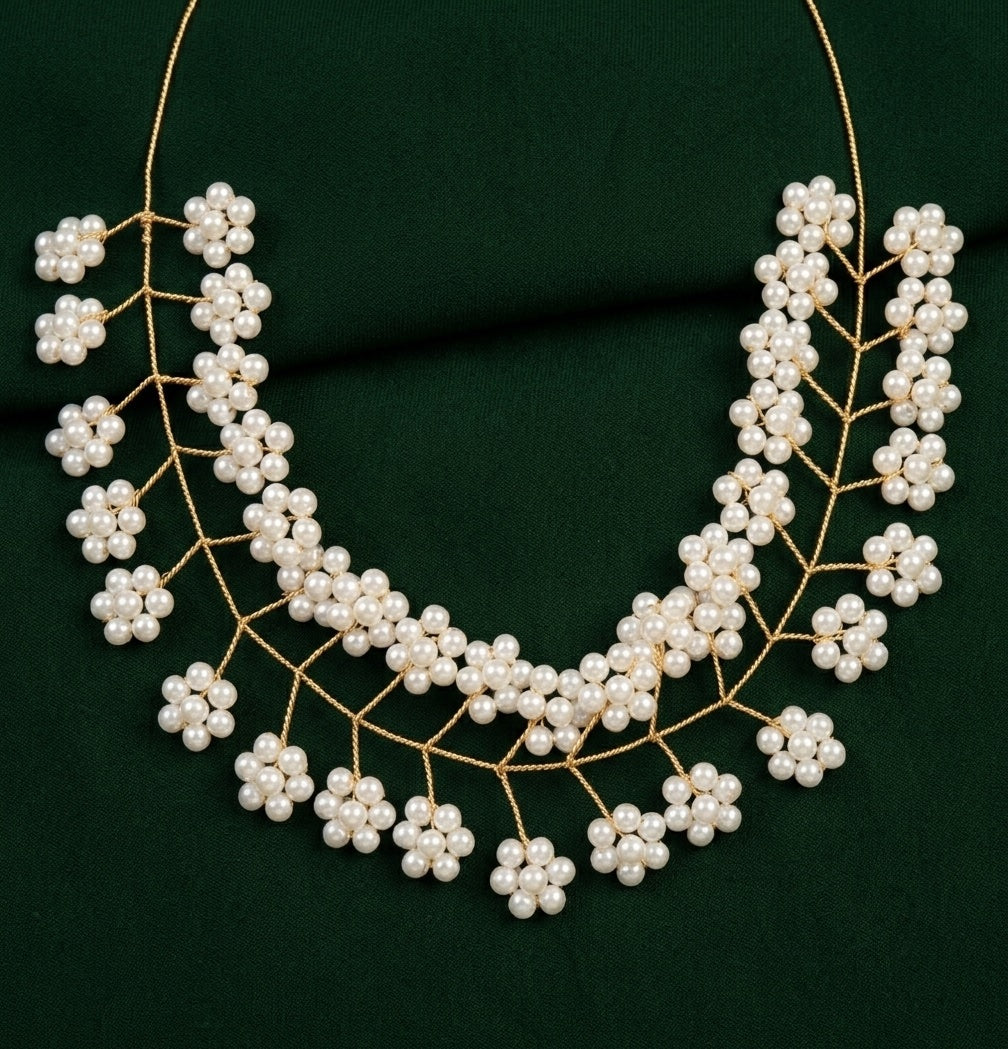 Women Gold-Plated Pearls Beaded Necklace