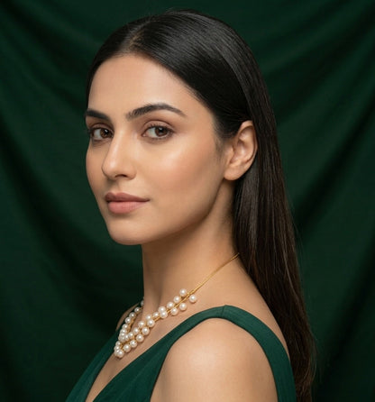 Women Gold-Plated Pearls Beaded Necklace