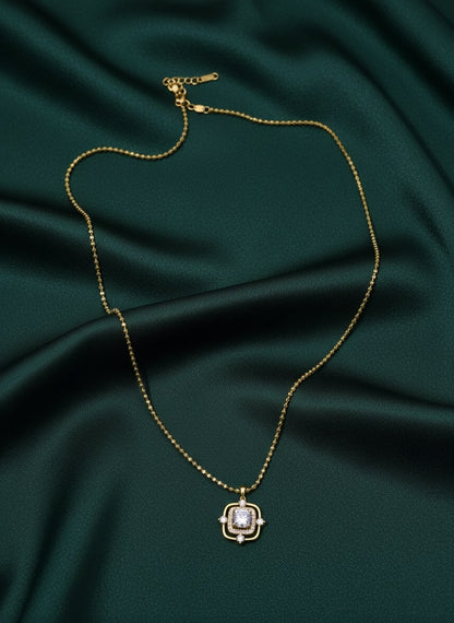 Beautiful Suare Pendant with Chain