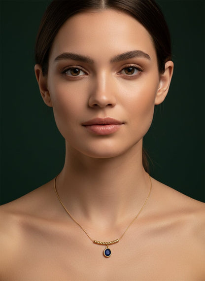 Antique Stone Studded Round Pendant With Chain