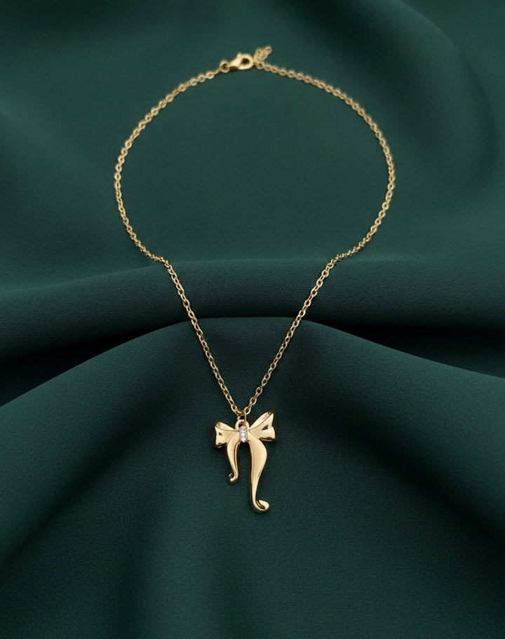 Antique Designer Bow Pendent with Chain