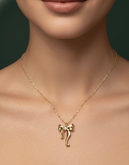Antique Designer Bow Pendent with Chain