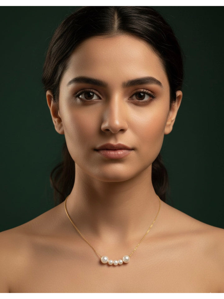Golden Chain With Beautiful Pearls