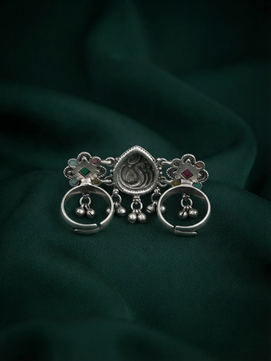 Silver-Plated Traditional Statement Double Finger Ring