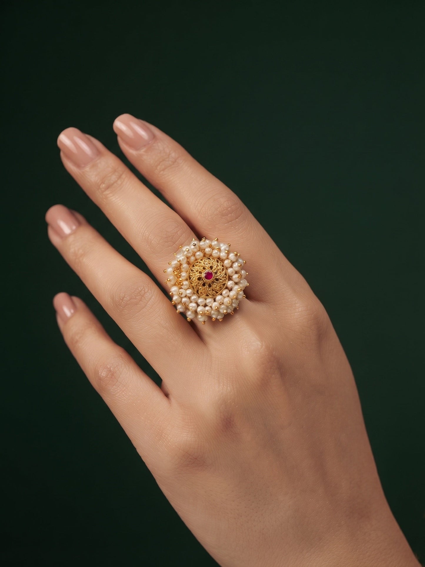 Women Gold-Plated Pearls Beaded Flower Ring