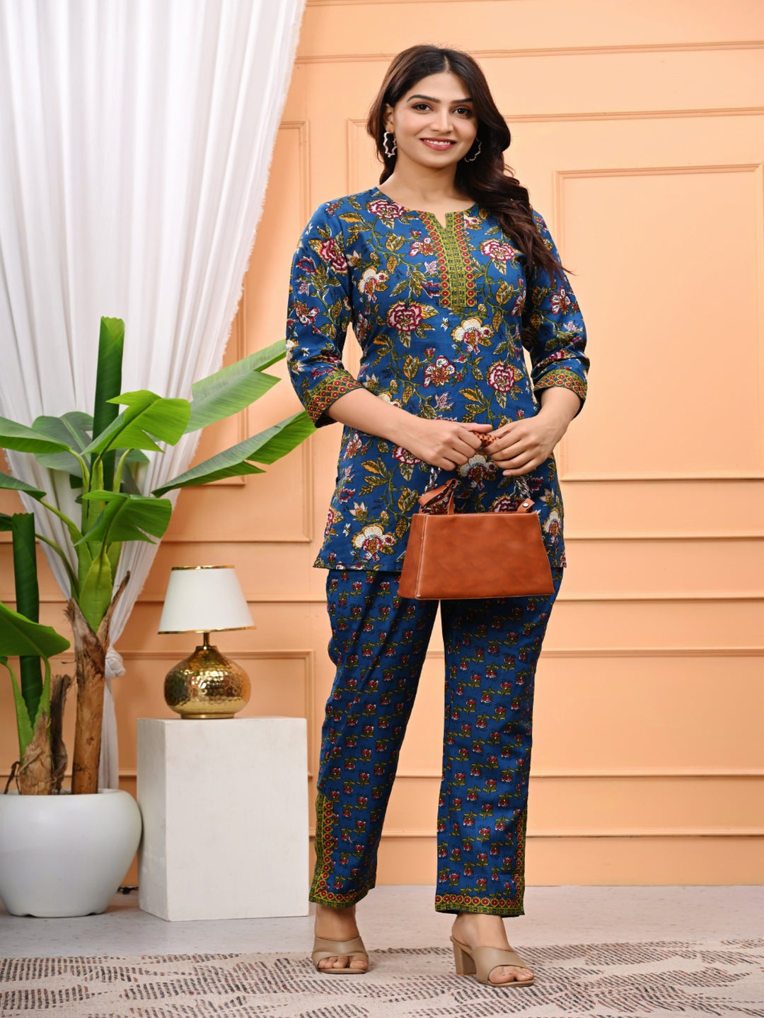 Blue Floral Printed Straight Kurta With Tapered Pants Set