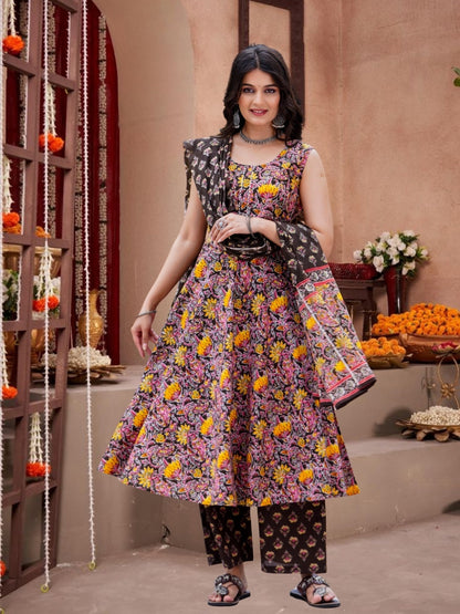 Floral Printed Sleeveless Anarkali Kurta Set With Dupatta