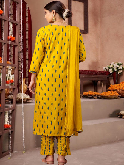 Yellow Ikat Print Cotton Kurta Set With Dupatta