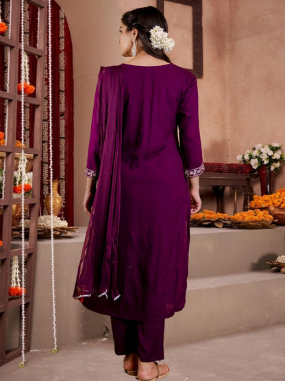 Maroon  Straight Kurta Set With Dupatta