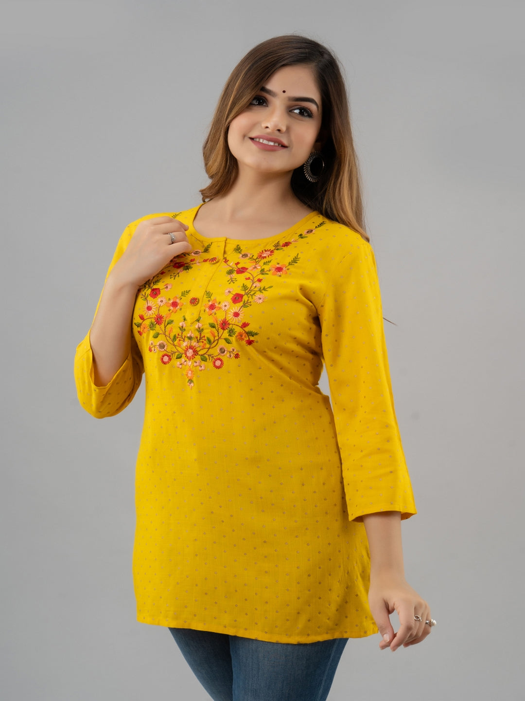 Embroidered 3/4 Sleeves Regular Top