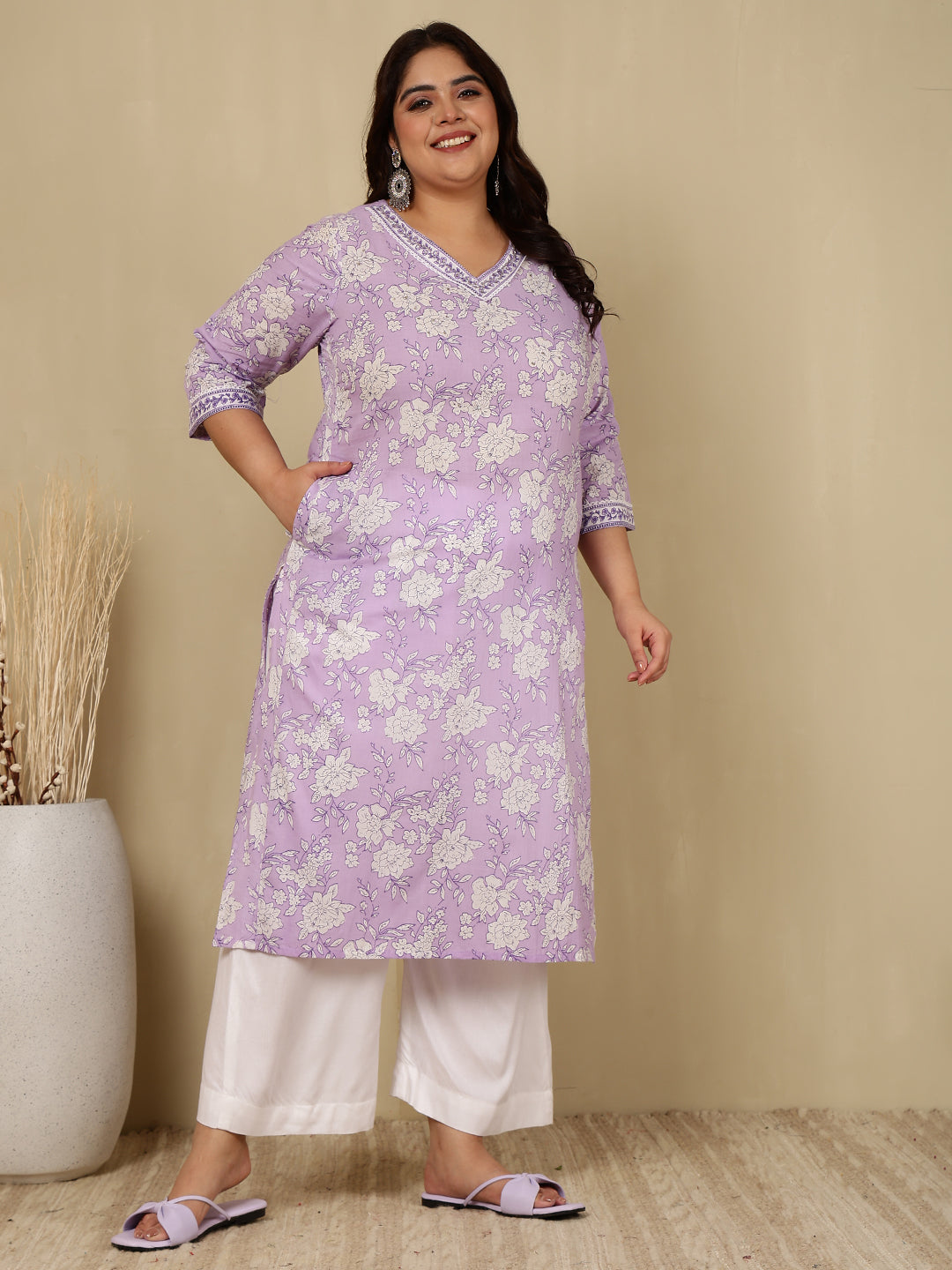 Cotton Calf Length Printed Straight 3/4 Sleeves V-Neck Kurta