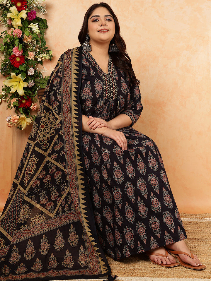 Cotton Calf Length Printed Semi-Flared 3/4 Sleeves V-Neck Kurta, Bottom With Dupatta