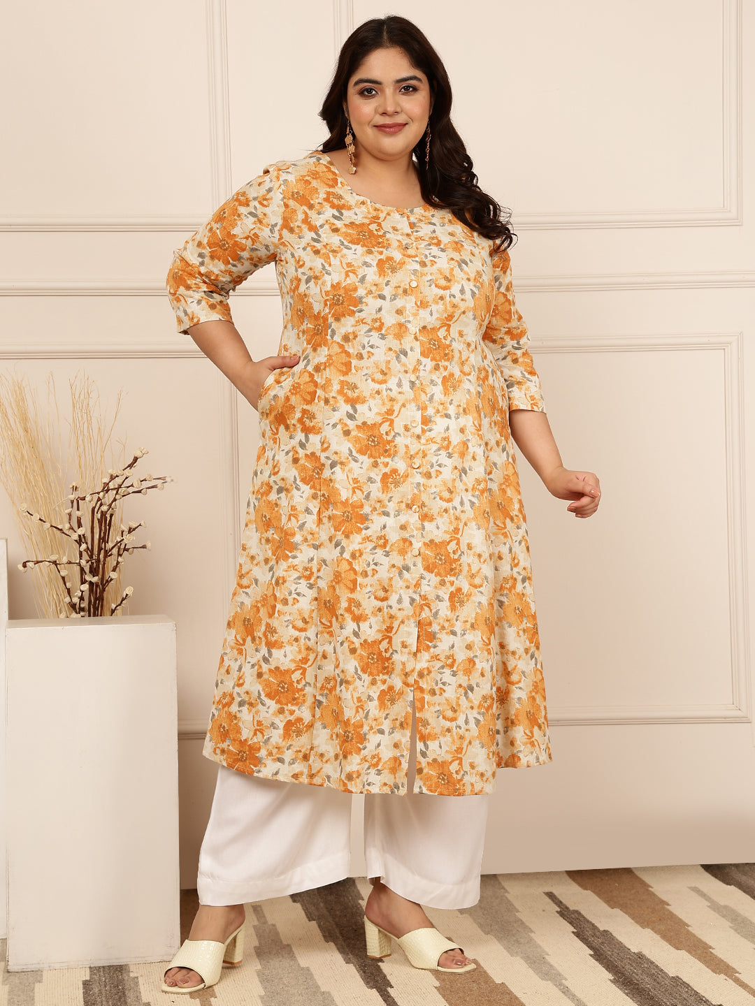 Cotton Flex Flex Calf Length Printed Straight 3/4 Sleeves Round Kurta