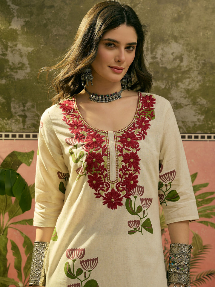 Floral Printed &amp; Embroidered Cotton Straght Kurta