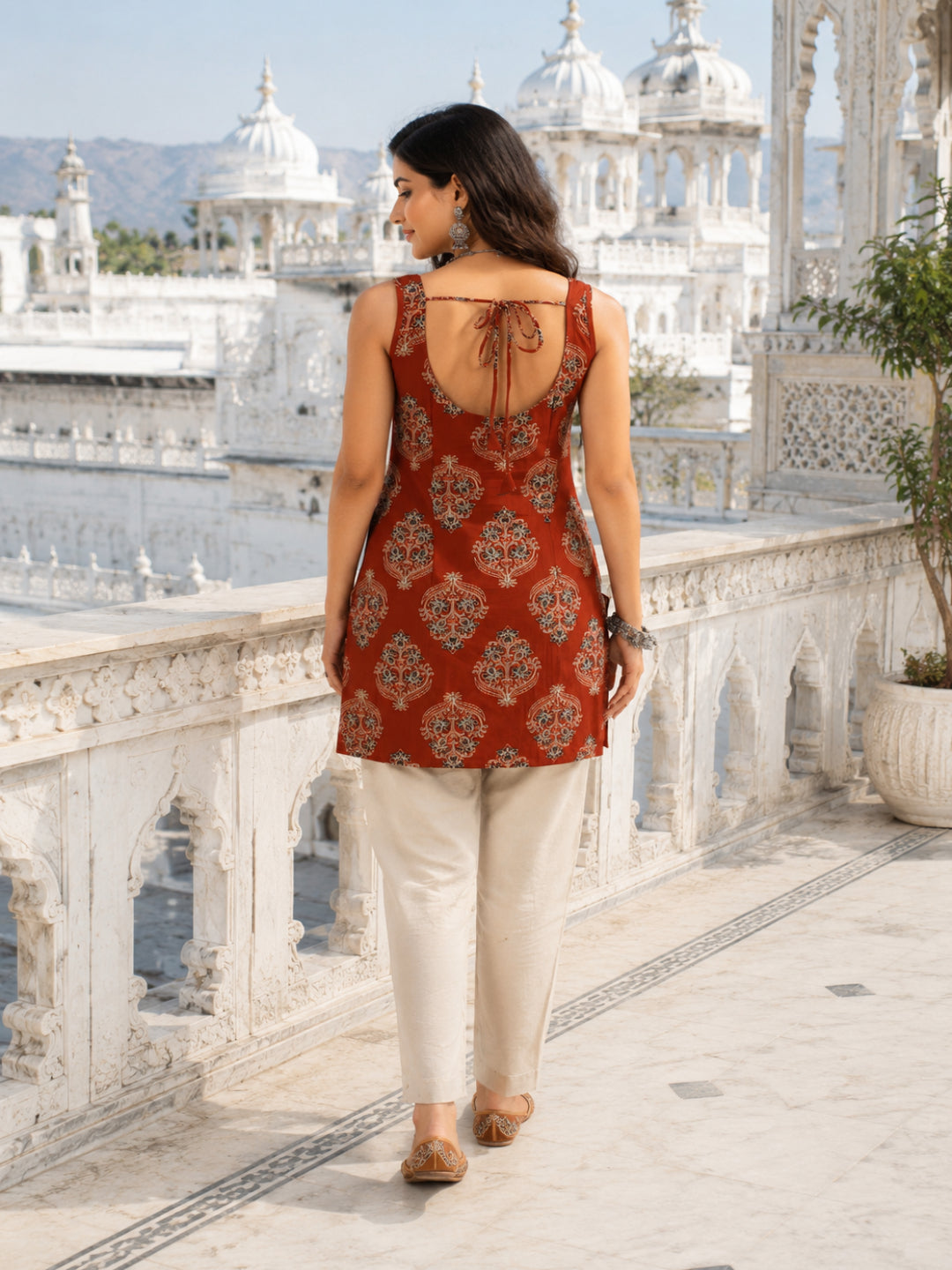 Ethnic Motifs Printed Square Neck Pure Cotton Kurti