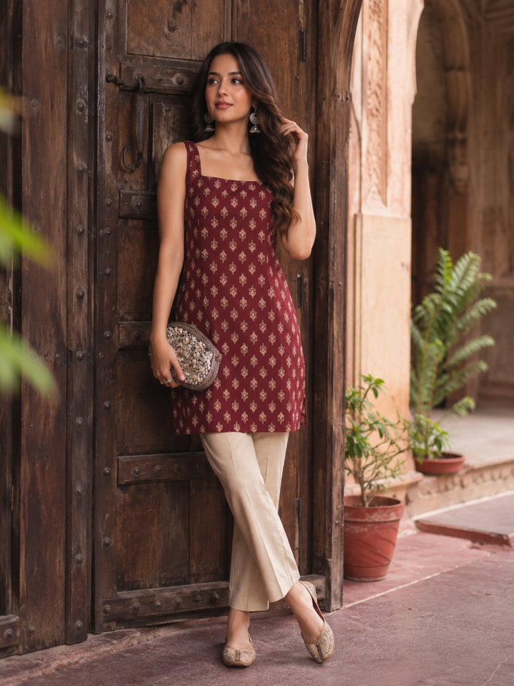 Ethnic Motifs Printed Square Neck Pure Cotton Kurti
