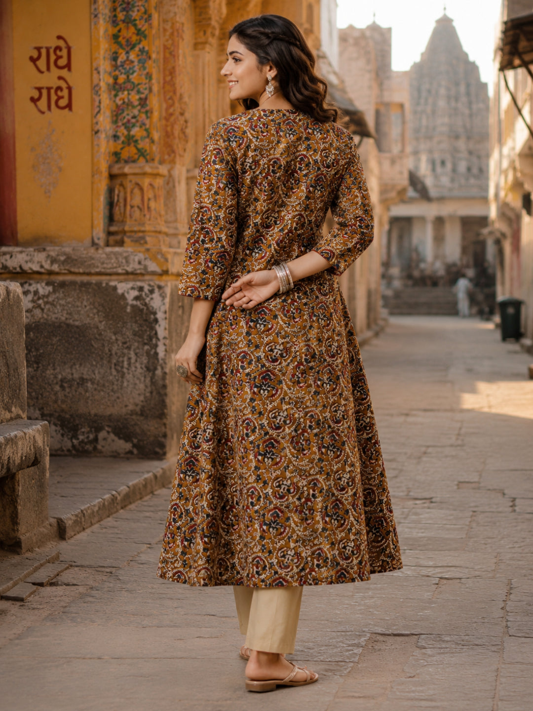 Women Ethnic Motifs Printed Floral Kurta