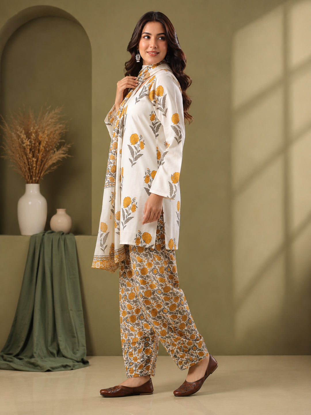 Floral Printed V- Neck Long Sleeves Pure Cotton Farshi Kurta Set