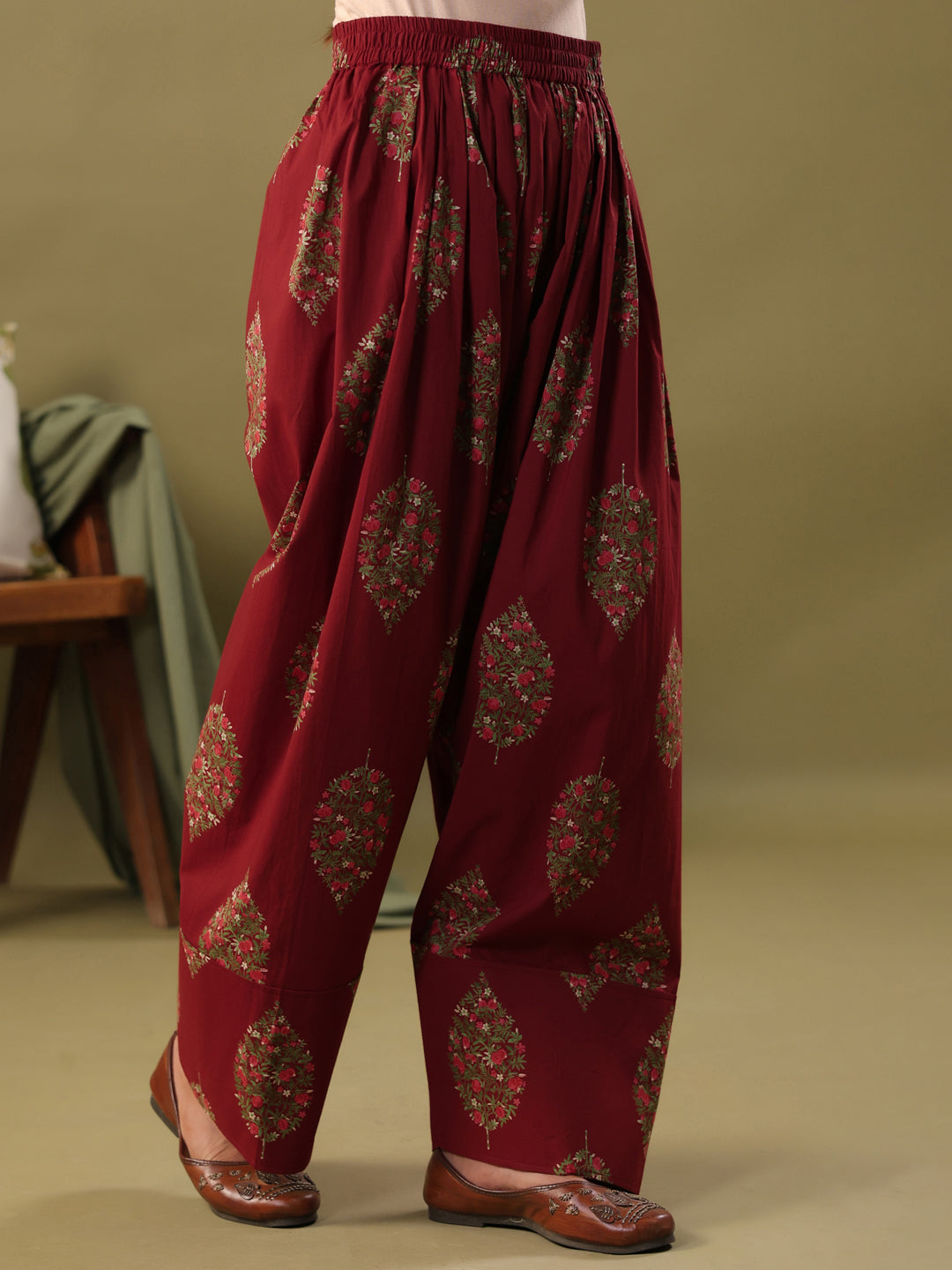 Floral Printed Round Neck Puff Sleeves Pure Cotton Farshi Kurta Set