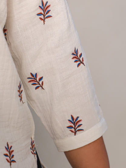 Ivory Women Floral Embroidered High-Low Cotton Plus Size Tunic With Half Placket