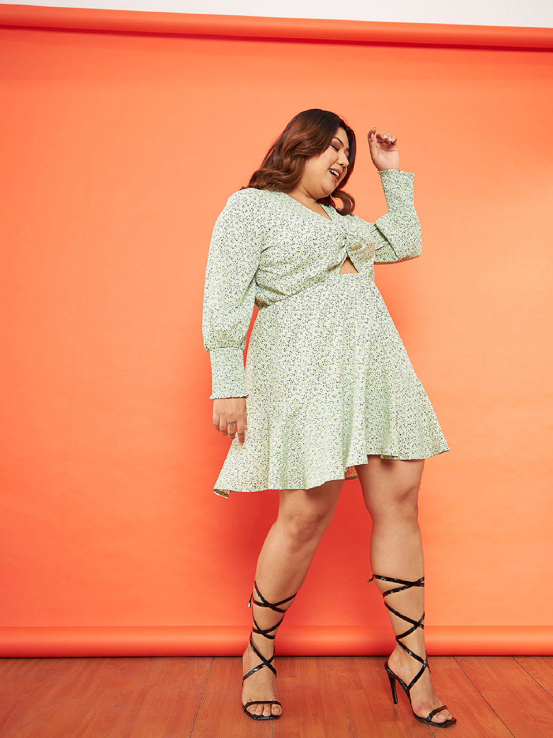 Green Floral Smocked Sleeves Cut-out Skater Dress-SASSAFRAS Curve