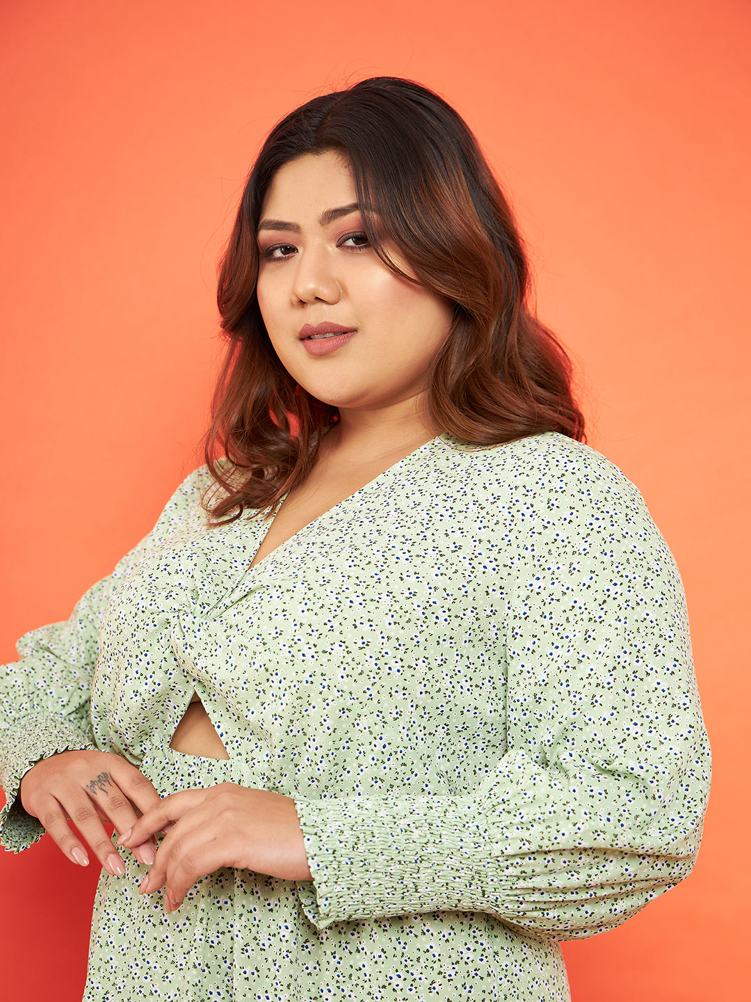 Green Floral Smocked Sleeves Cut-out Skater Dress-SASSAFRAS Curve