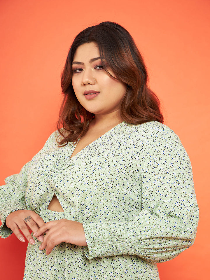 Green Floral Smocked Sleeves Cut-out Skater Dress-SASSAFRAS Curve