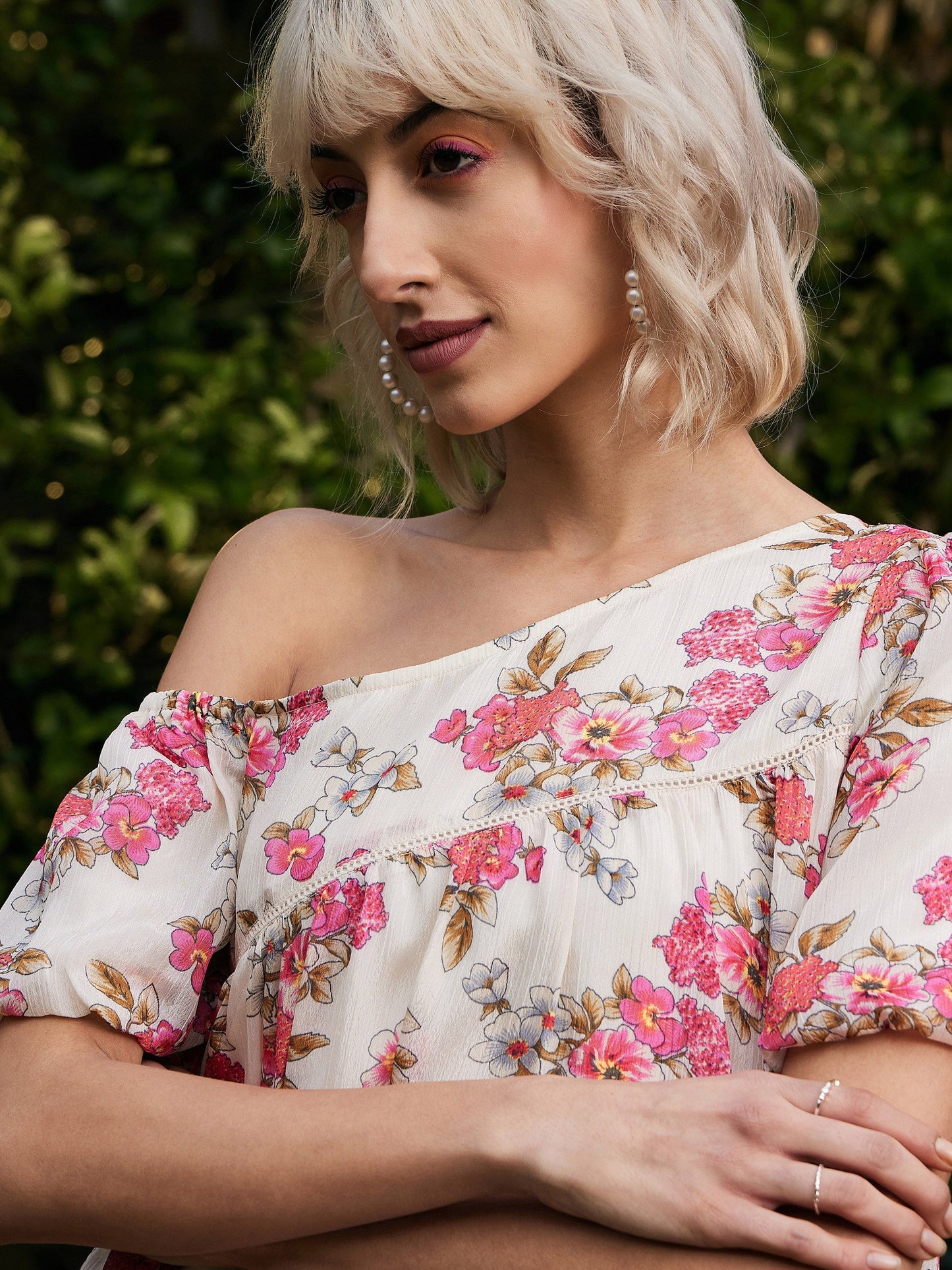 Women White Floral Chinon One Shoulder Boxy Dress