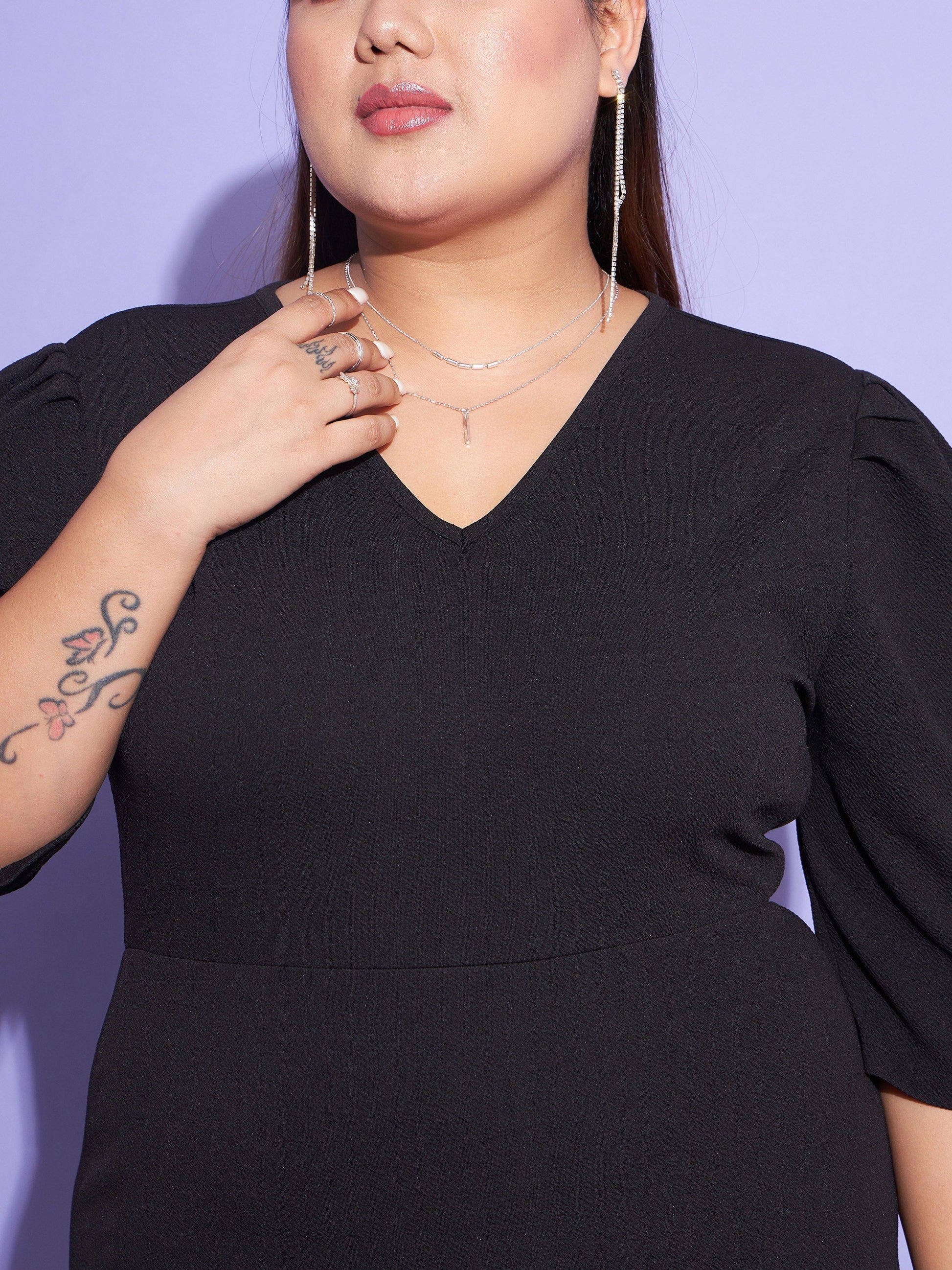 Black Solid Bodycon Dress-SASSAFRAS Curve