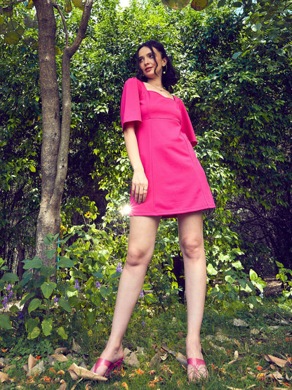 Pink Sweetheart Neck Short Dress