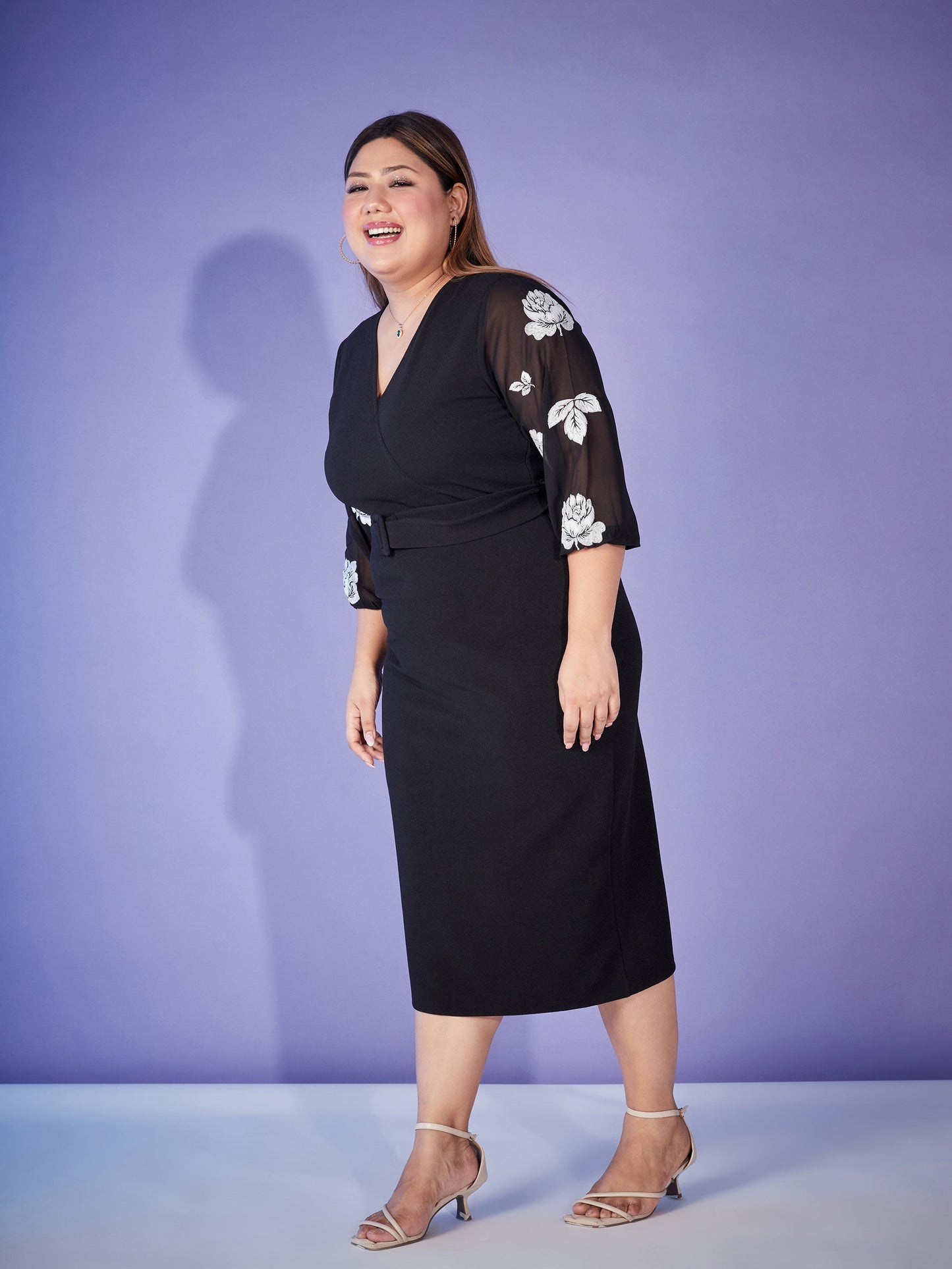 Black Printed Balloon Sleeve Belted Bodycon Dress-SASSAFRAS Curve