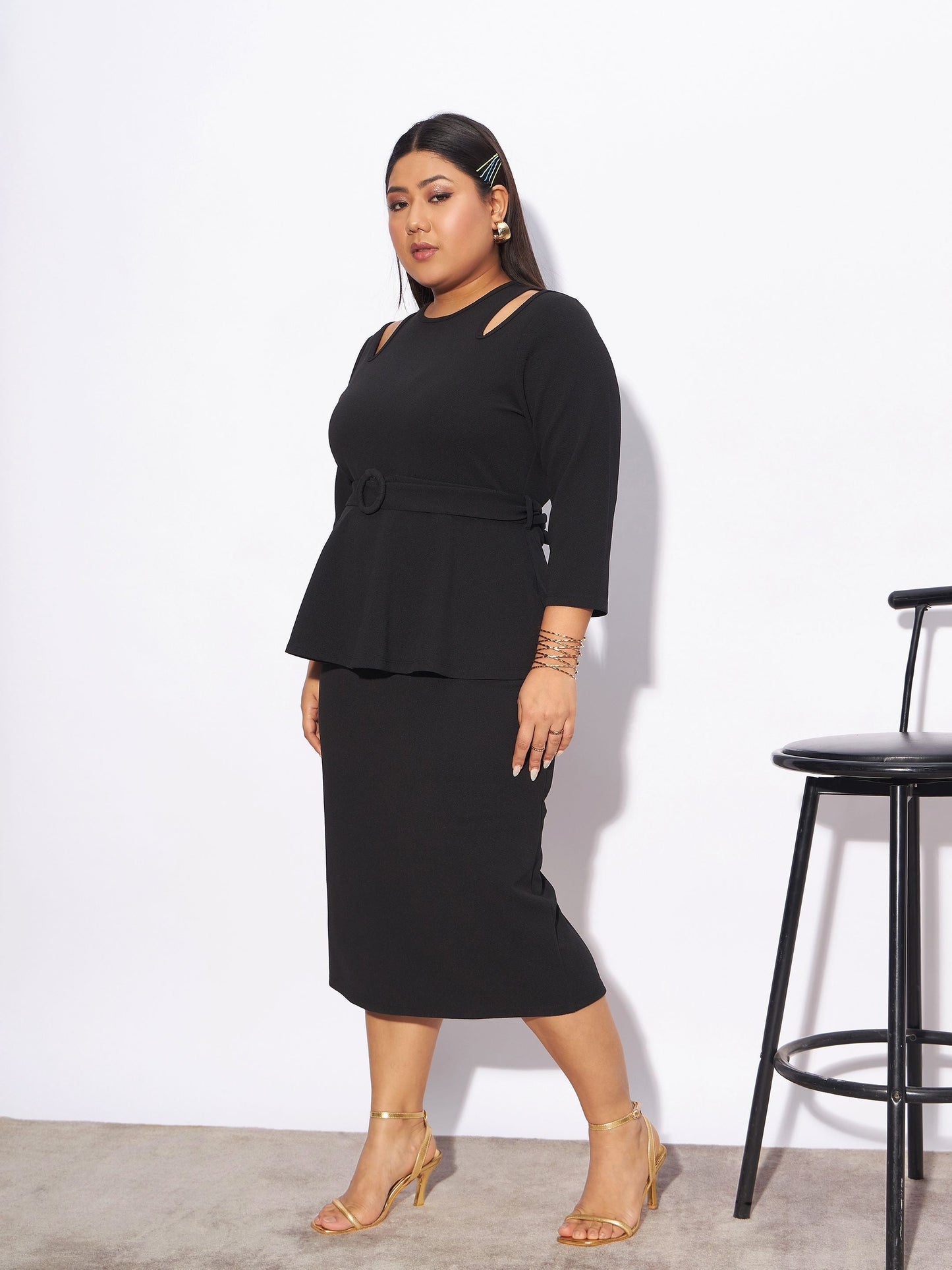 Black Front Peplum Bodycon Dress-SASSAFRAS Curve