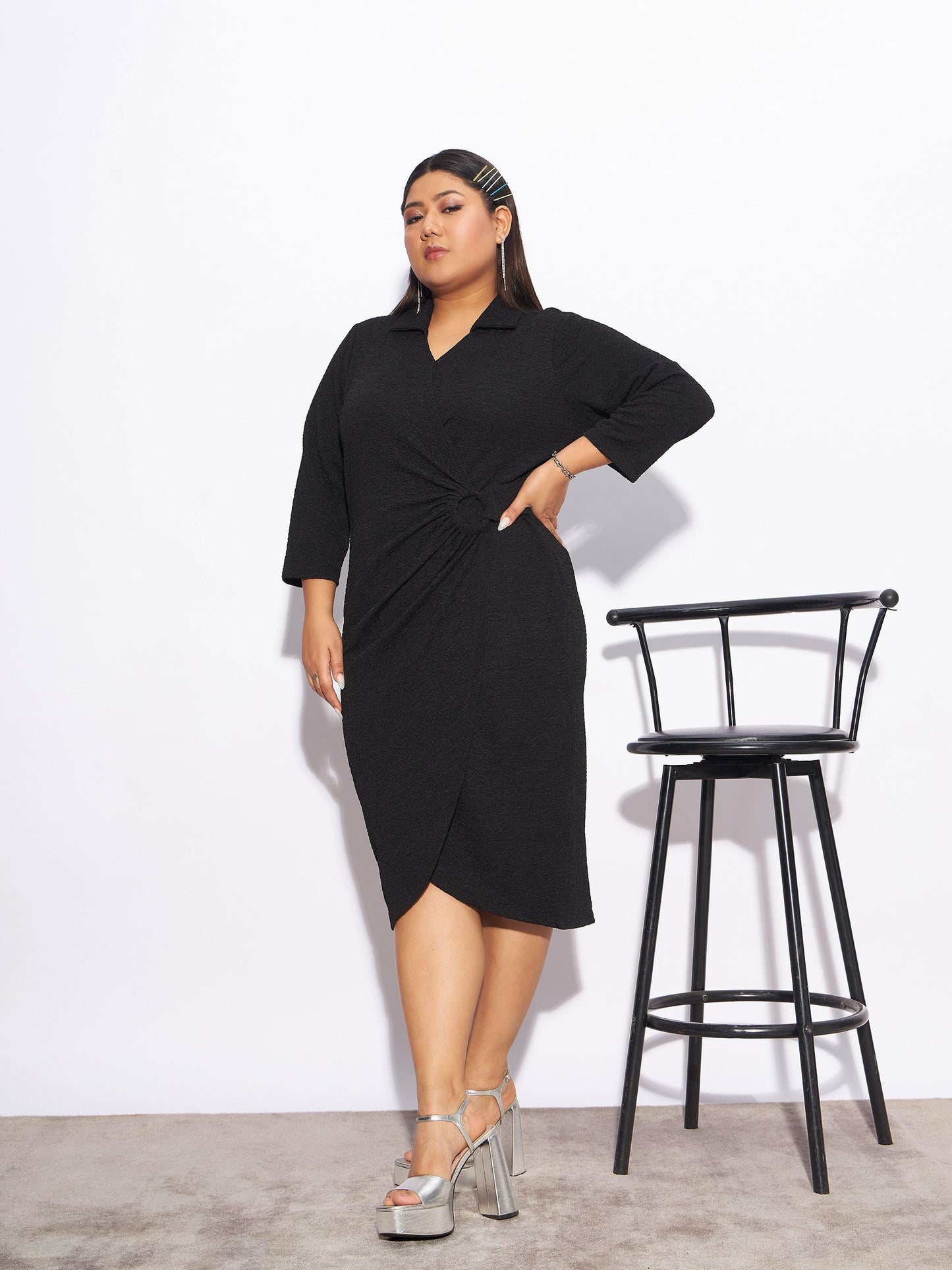 Black Wrap Bodycon Dress-SASSAFRAS Curve
