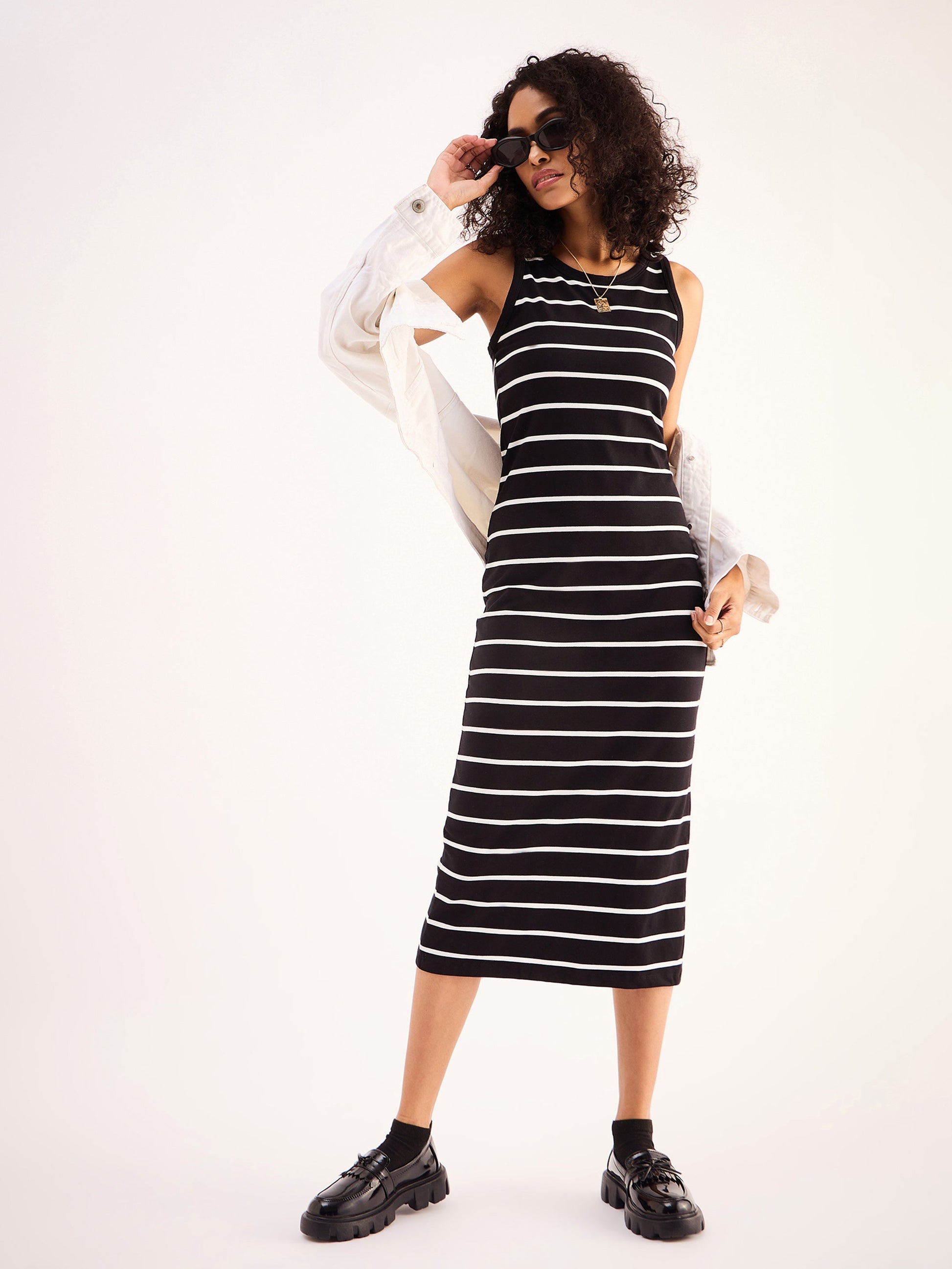 Women Black White Stripe Midi Dress M(36) / Black Women Black White Stripe Midi Dress M(36) / Black