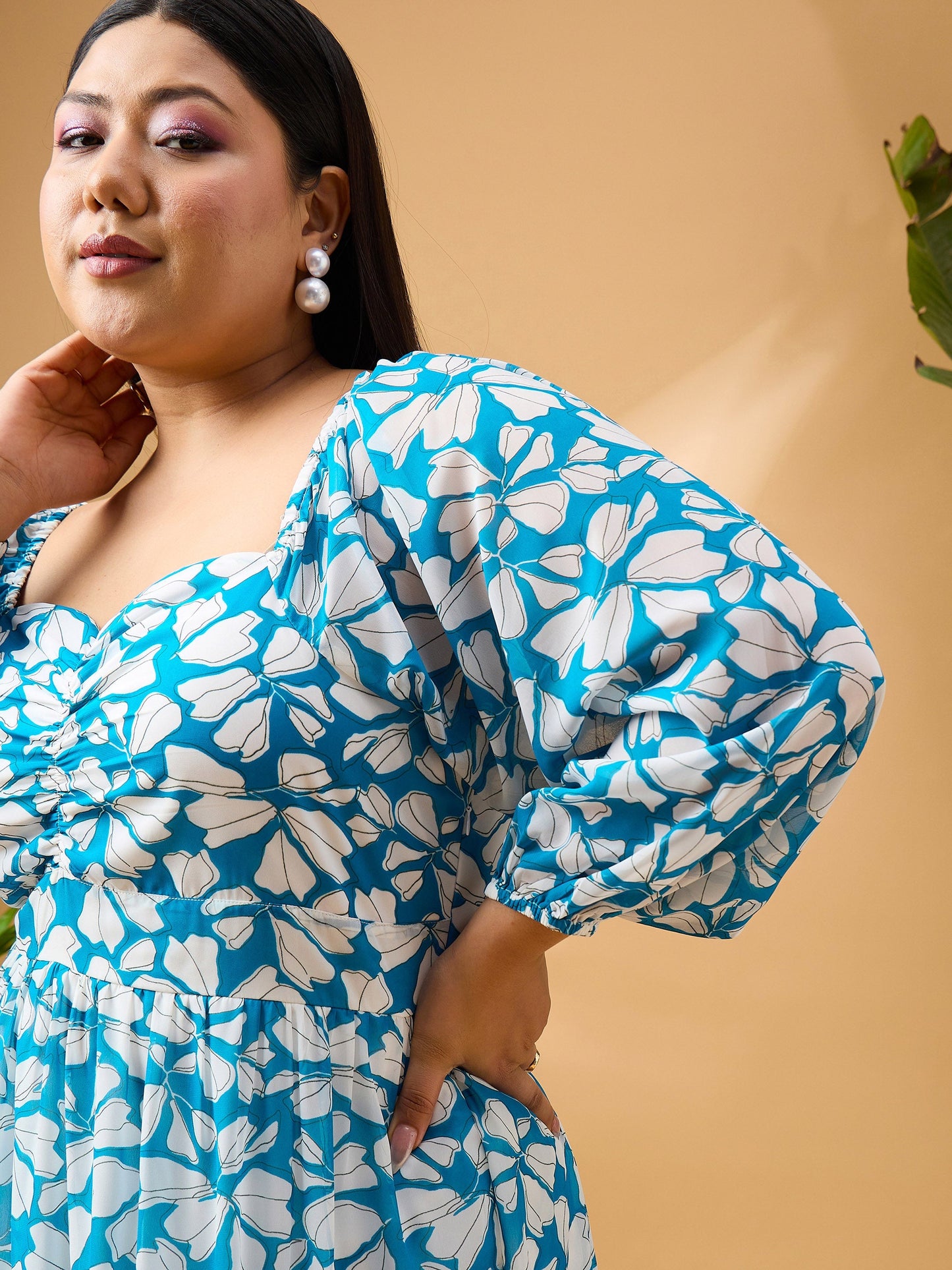 Turquoise Tropical Hem Tiered Midi Dress-SASSAFRAS Curve