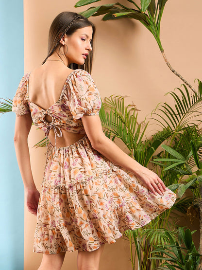 Women Peach Floral Sweetheart Neck Short Skater Dress