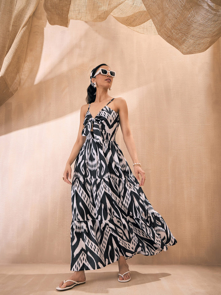 Women Black &amp; White Ikat Print Front Knot Strappy Maxi