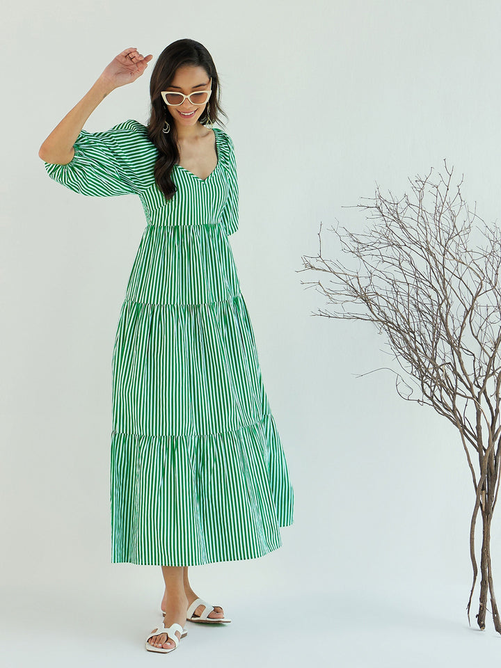 Women Green &amp; White Stripe V-Neck Tiered Dress