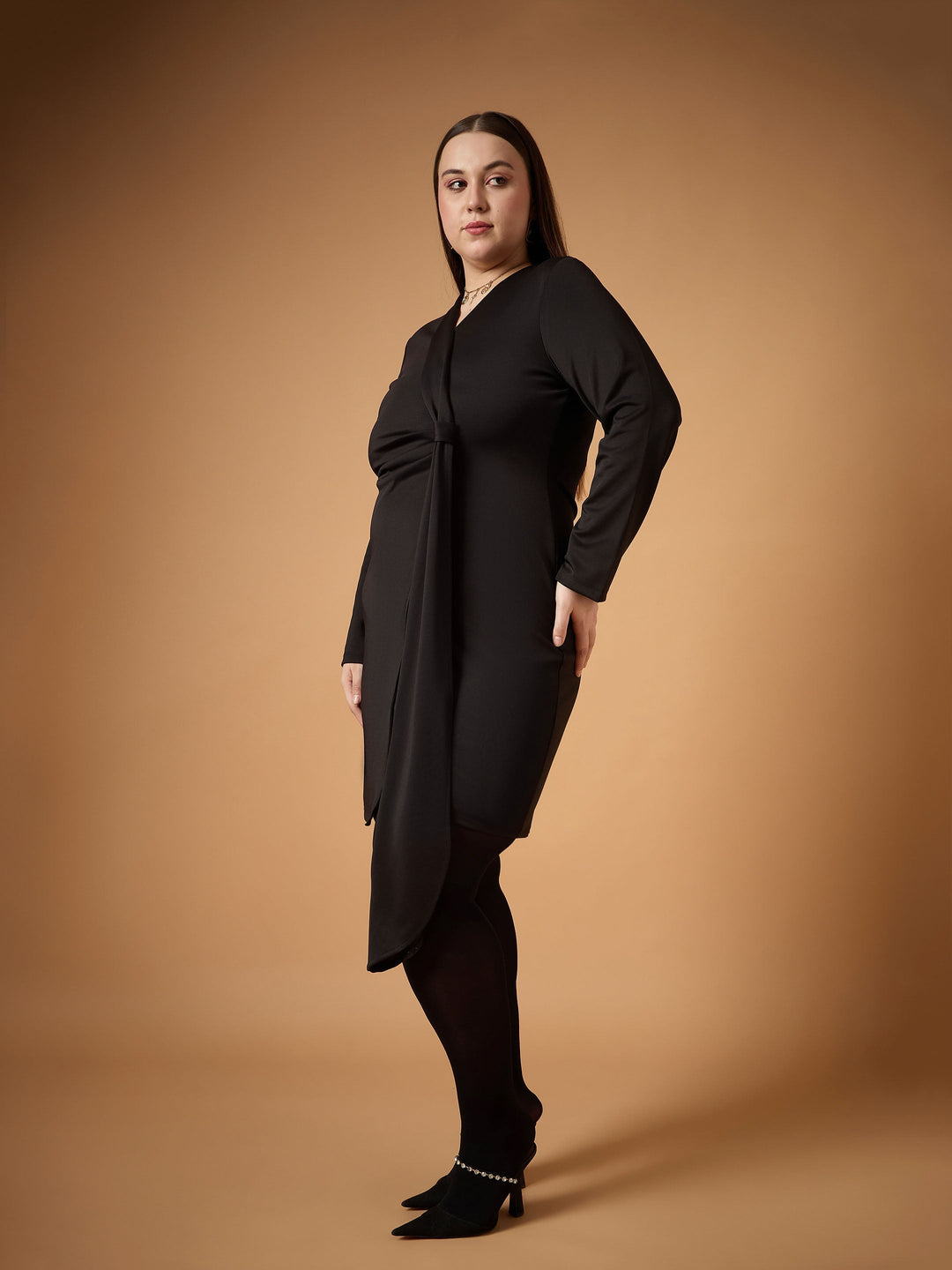 Black Front Knot Detail Short Dress-SASSAFRAS Curve