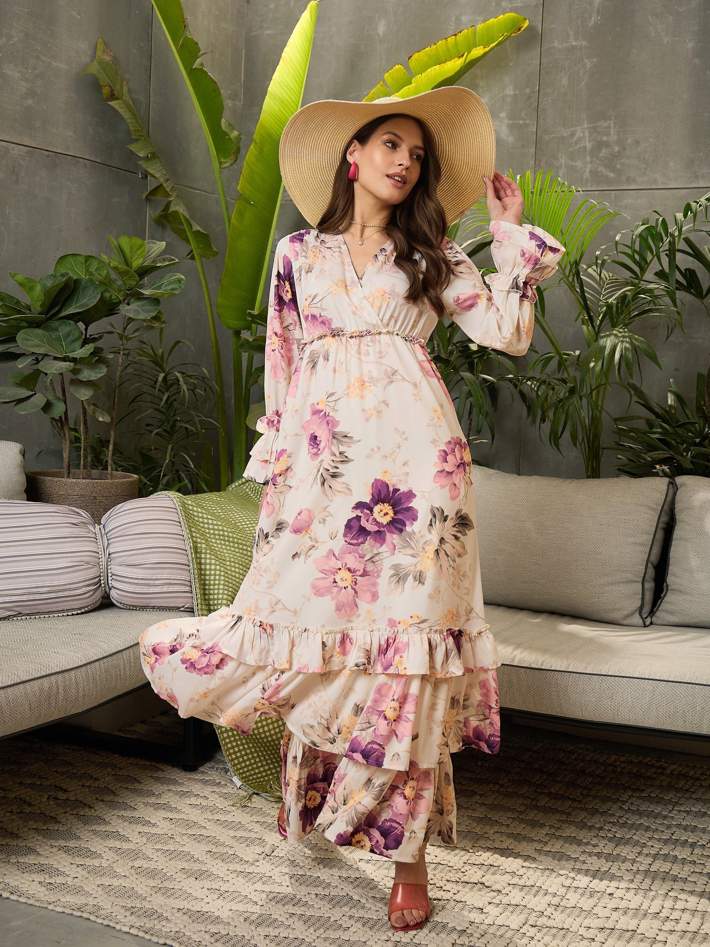 Women Off-White Floral V-Neck Flared Maxi Dress