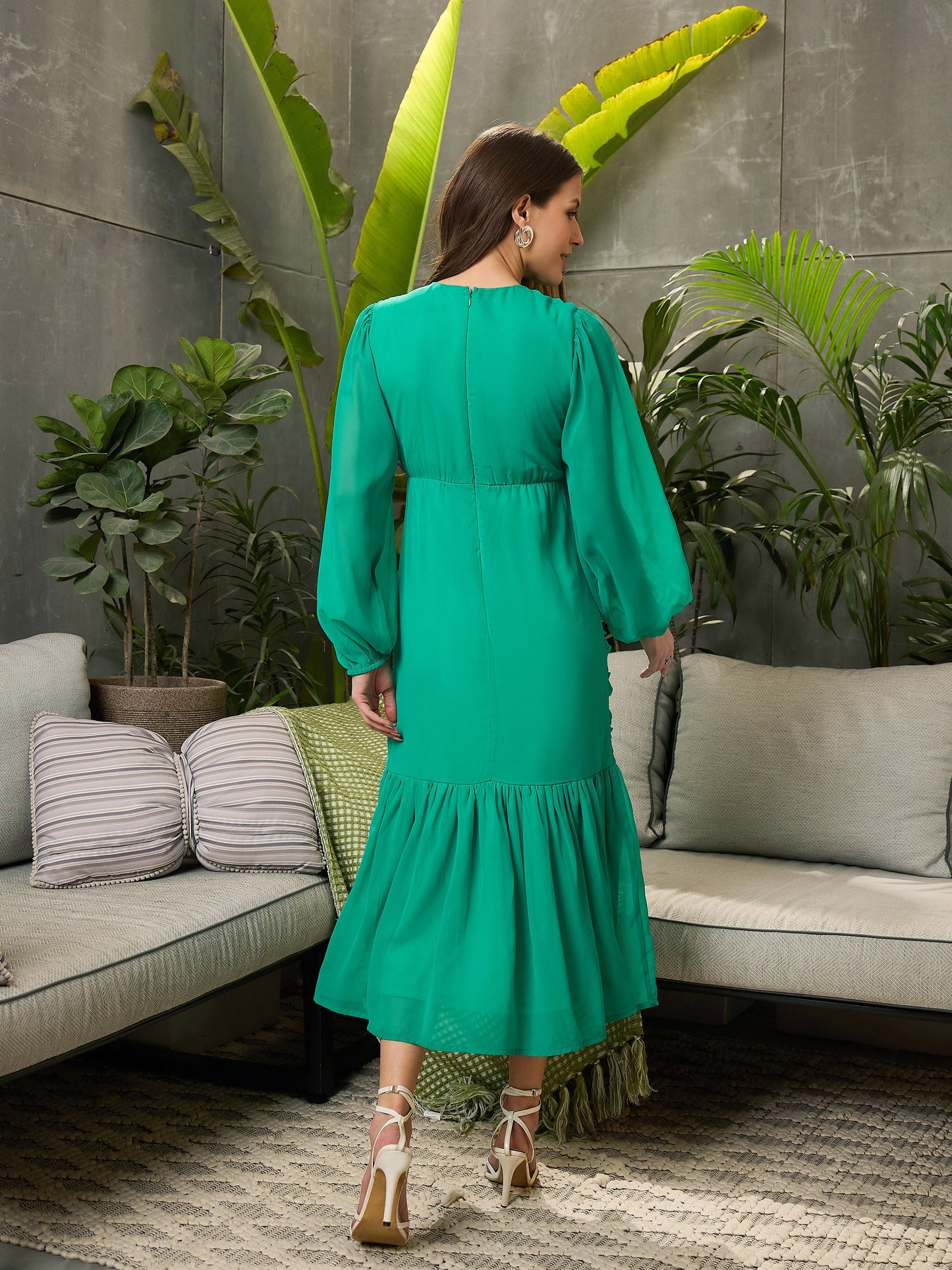 Green Front Ruched Detail Midi Dress