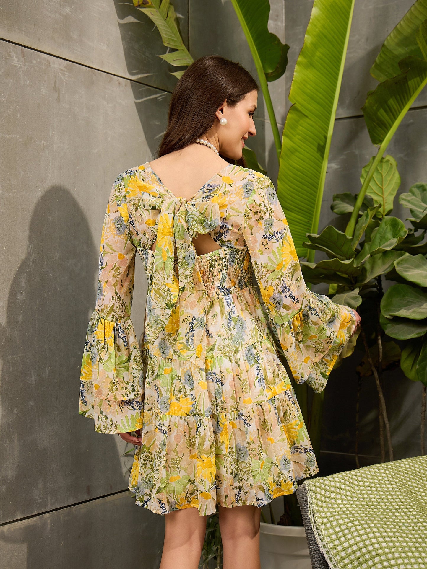 Women Green Floral Back Smocked Short Dress