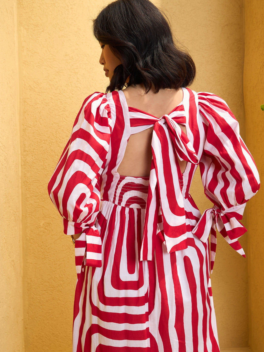 Women Red &amp; White Back Cut-out Knot Maxi Dress