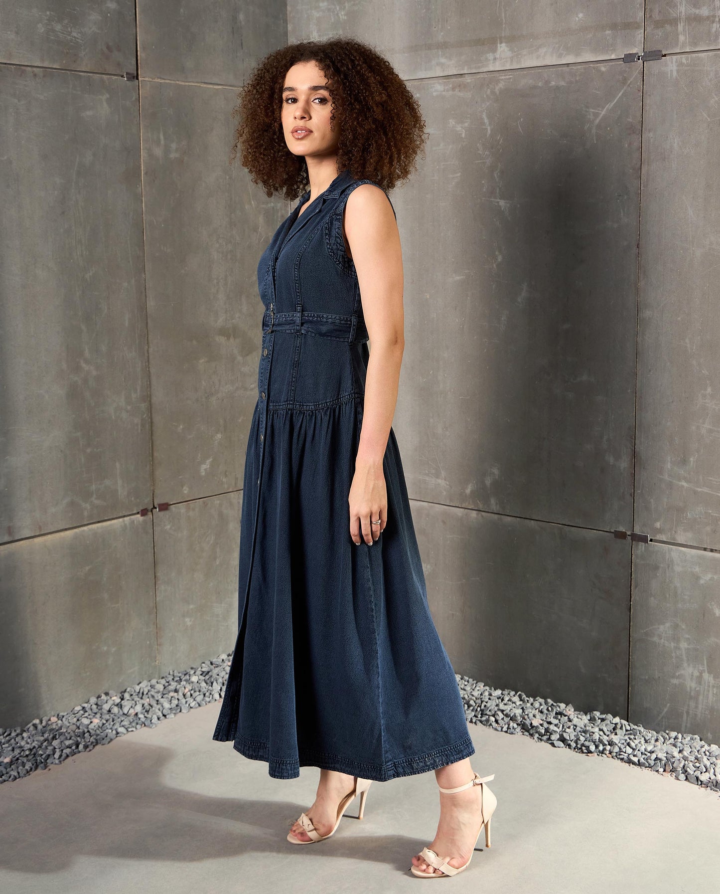 Women Blue Washed Denim Notch Collar Belted Maxi Dress